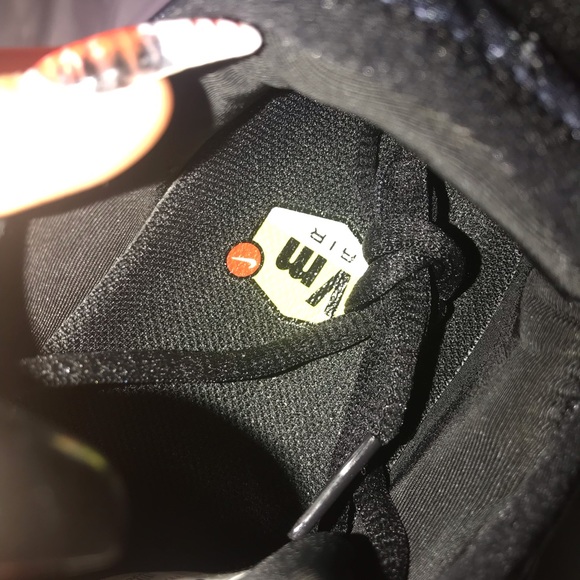 Vapormax Plus “Black Volt” - Picture 4 of 4